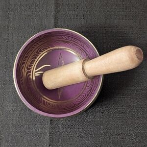 Magenta Singing Bowl with Wooden Mallet New Without Tags